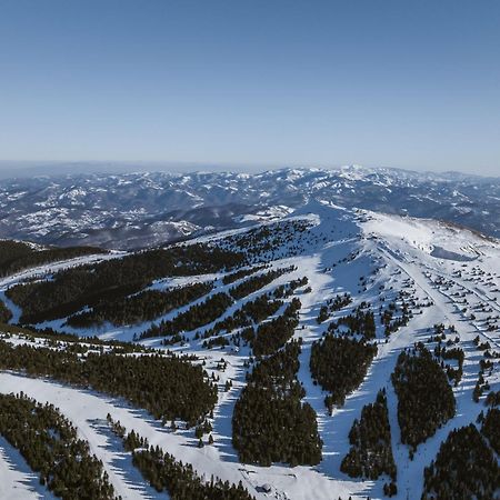 Viceroy Kopaonik Serbia מראה חיצוני תמונה Aerial view of the ski resort