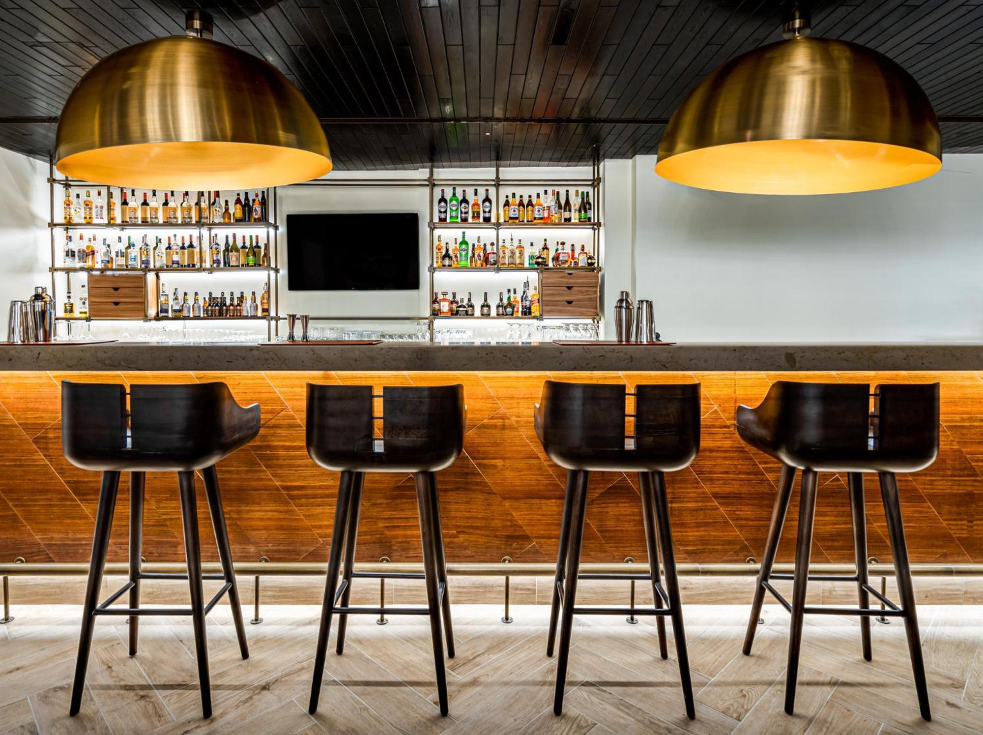 Viceroy Kopaonik Serbia מראה חיצוני תמונה The bar at the 1000 Museum
