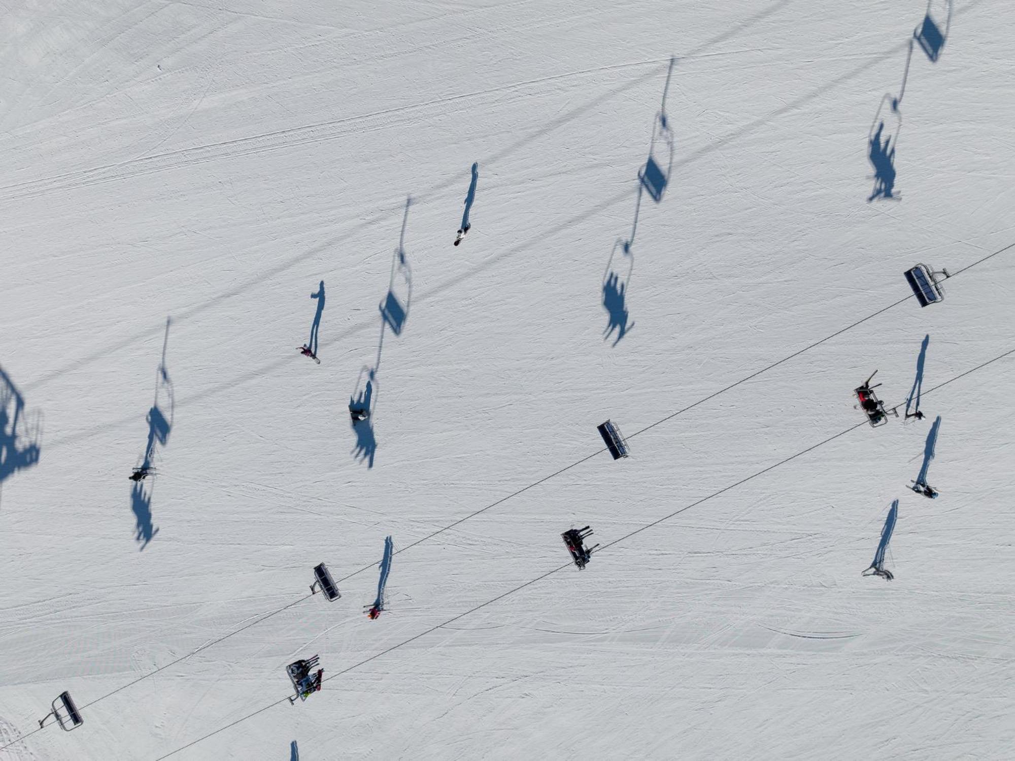 Viceroy Kopaonik Serbia מראה חיצוני תמונה Aerial tramway